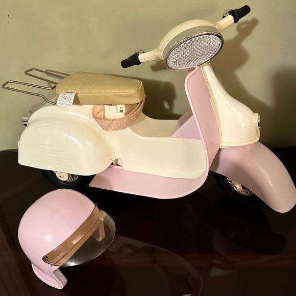 Our Generation Toys Our Generation Doll Scooter Plus Helmet Pink